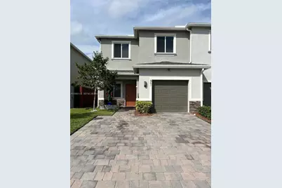 861 SE 16th Court, Homestead, FL 33034 - Photo 1