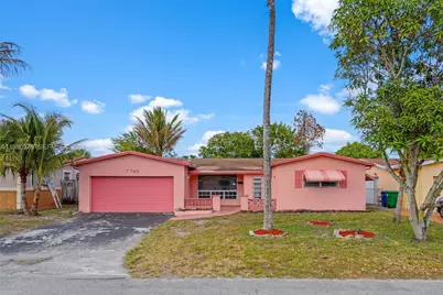 7749 Fairway Blvd, Miramar, FL 33023 - Photo 1