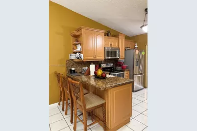 7792 W 29th Way #202, Hialeah, FL 33018 - Photo 1