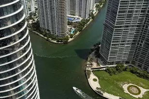 200 Biscayne Blvd Way, Miami, FL 33131 - Photo 1