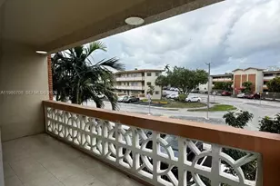 11840 NE 19th Dr, North Miami, FL 33181 - Photo 1