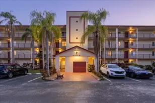1600 SW 127th Way, Pembroke Pines, FL 33027 - Photo 1
