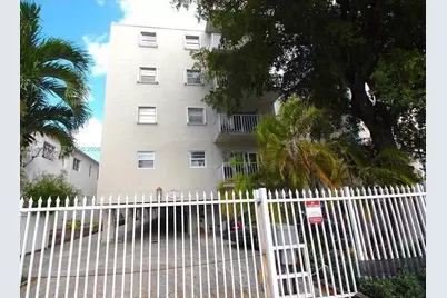 1615 Meridian Ave #503, Miami Beach, FL 33139 - Photo 1