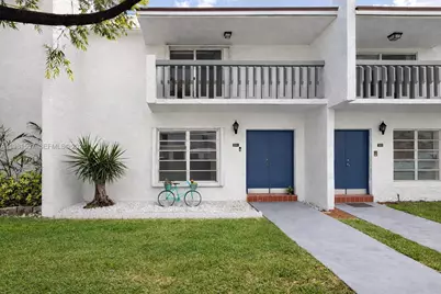 9430 SW 170th St #303, Palmetto Bay, FL 33157 - Photo 1