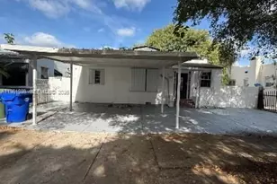 913 NW 46th St, Miami, FL 33127 - Photo 1
