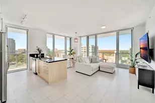 79 SW 12th St, Miami, FL 33130 - Photo 1