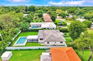 11011 NE 9th Ct, Biscayne Park, FL 33161 - Photo 1