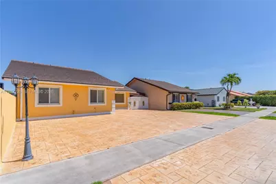 14831 SW 82nd St #na, Miami, FL 33193 - Photo 1