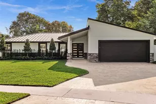 1501 NW 109th Terrace, Pembroke Pines, FL 33026 - Photo 1