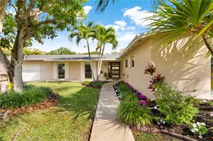 8461 SW 147th Terrace, Palmetto Bay, FL 33158 - Photo 1
