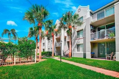 655 SW 111th Way #105, Pembroke Pines, FL 33025 - Photo 1