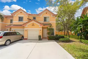2400 SW 87th Way, Miramar, FL 33025 - Photo 1