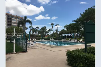 1100 Saint Charles Pl #215, Pembroke Pines, FL 33026 - Photo 1