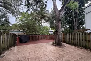 2927 SW 18th Terrace, Fort Lauderdale, FL 33315 - Photo 1