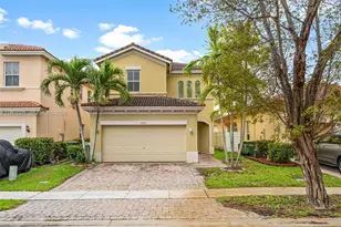 3760 NE 10th St, Homestead, FL 33033 - Photo 1