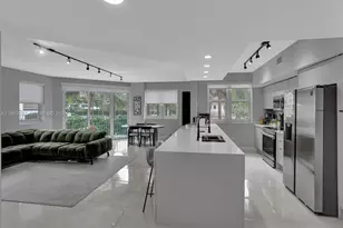20000 E Country Club Dr, Aventura, FL 33180 - Photo 1