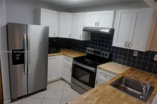 15480 SW 82nd Ln, Miami, FL 33193 - Photo 1