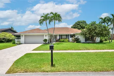 17611 Lake Park Rd, Boca Raton, FL 33487 - Photo 1