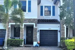 11887 SW 150th Pl, Miami, FL 33196 - Photo 1