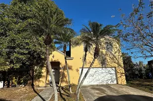 27347 SW 117th Pl, Homestead, FL 33032 - Photo 1