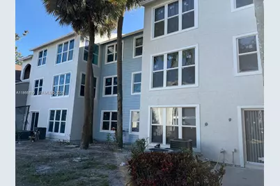2319 N Congress Ave #15, Boynton Beach, FL 33426 - Photo 1