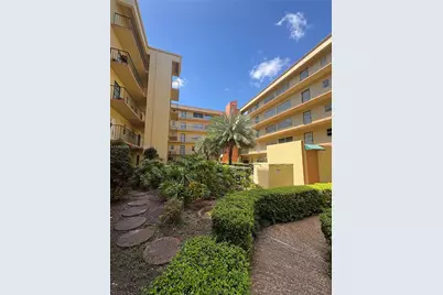4525 W 20th Ave #529, Hialeah, FL 33012 - Photo 1
