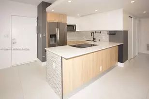 7441 Wayne Ave, Miami Beach, FL 33141 - Photo 1