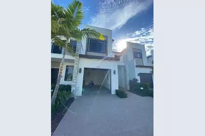 20773 NE 5th Ct, Miami, FL 33179 - Photo 1