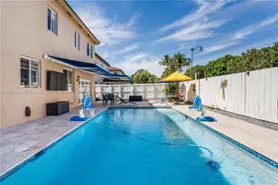 2126 NE 38th Rd, Homestead, FL 33033 - Photo 1