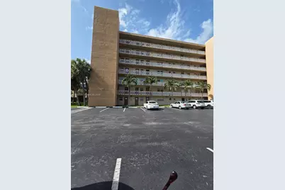 620 NE 12th Ave #101, Hallandale Beach, FL 33009 - Photo 1