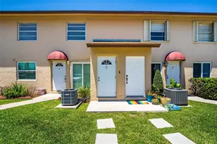 15260 SW 80th St, Kendall, FL 33193 - Photo 1