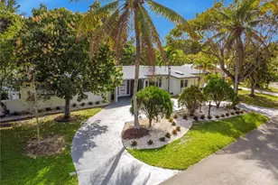 8220 SW 133rd St, Pinecrest, FL 33156 - Photo 1