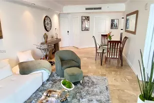 170 SE 14th St, Miami, FL 33131 - Photo 1