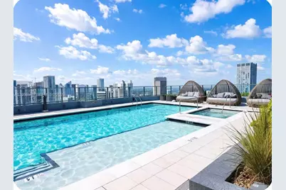 121 NE 5th St #902, Miami, FL 33132 - Photo 1