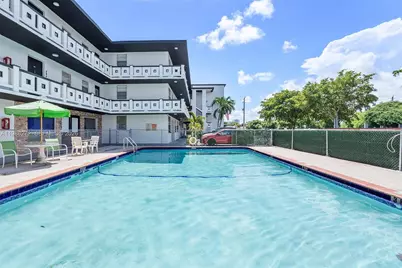 1715 N 16th Ave #311, Hollywood, FL 33020 - Photo 1
