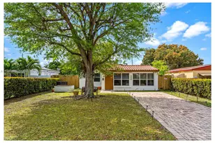 1482 NE 175th St, North Miami Beach, FL 33162 - Photo 1