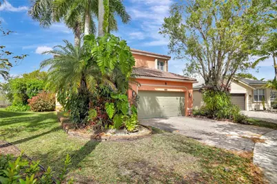 1653 Winterberry Ln, Weston, FL 33327 - Photo 1