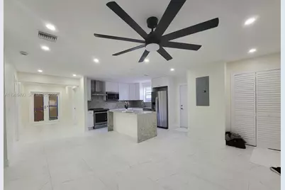 8140 NW 11th Ct #8140, Pembroke Pines, FL 33024 - Photo 1