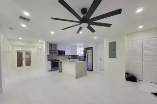 8140 NW 11th Ct, Pembroke Pines, FL 33024 - Photo 1