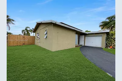2498 NW 98th Ln, Sunrise, FL 33322 - Photo 1