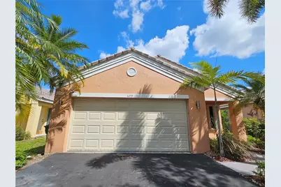 4279 Greenbriar Ln, Weston, FL 33331 - Photo 1