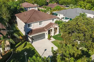 8933 SW 212th Ln, Cutler Bay, FL 33189 - Photo 1