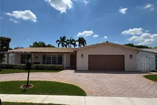 10650 NW 19th St, Pembroke Pines, FL 33026 - Photo 1