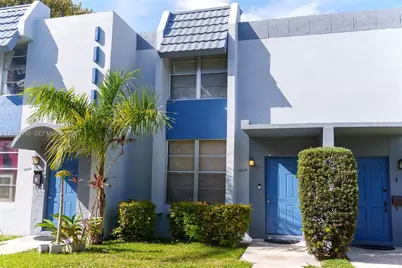 14234 NE 3rd Ct #11C, Miami, FL 33161 - Photo 1