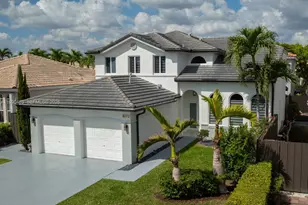8172 SW 163rd Ct, Miami, FL 33193 - Photo 1