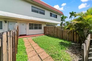1560 NE 151st St, North Miami Beach, FL 33162 - Photo 1