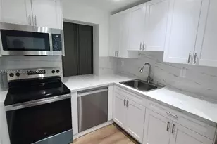 17570 Atlantic Blvd, Sunny Isles Beach, FL 33160 - Photo 1