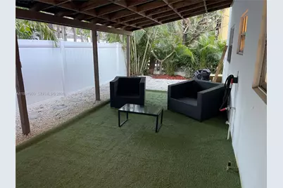 1425 NE 56th St #3, Fort Lauderdale, FL 33334 - Photo 1