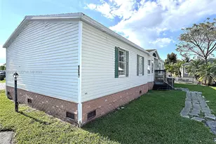 220 NE 12th Ave, Homestead, FL 33030 - Photo 1