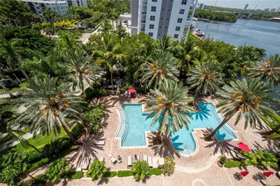 17100 N Bay Rd #1802, Sunny Isles Beach, FL 33160 - Photo 1